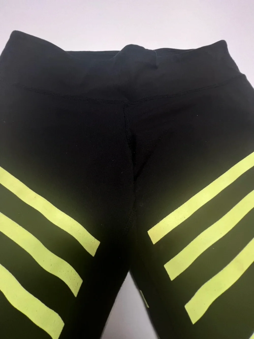 ALO YOGA High Waist Leggings Black Neon Yellow Striped Athletic Pants Size M‎